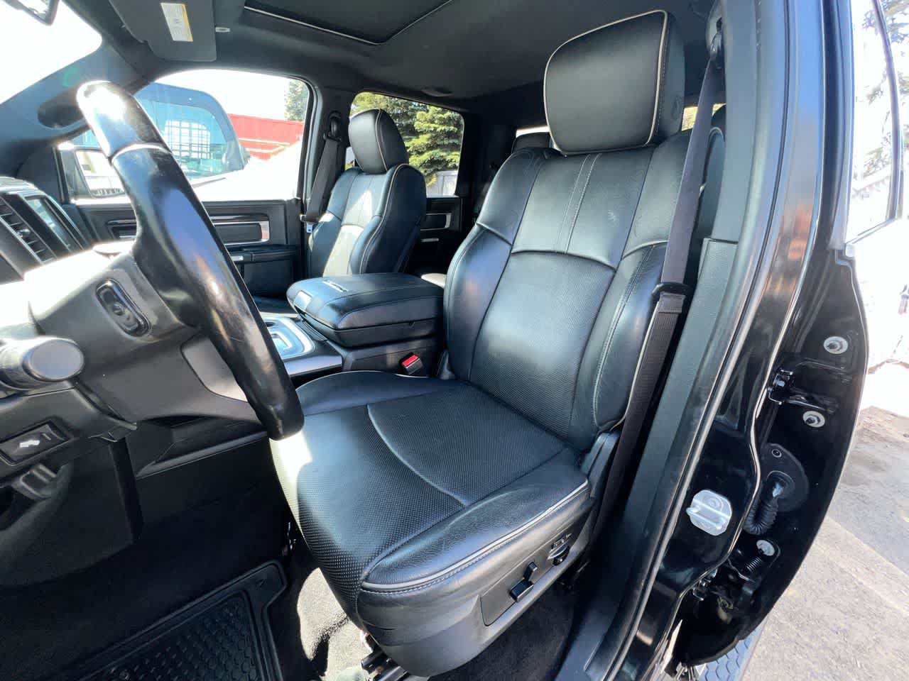 Used 2017 RAM 1500 Limited AWD/4WD image 11
