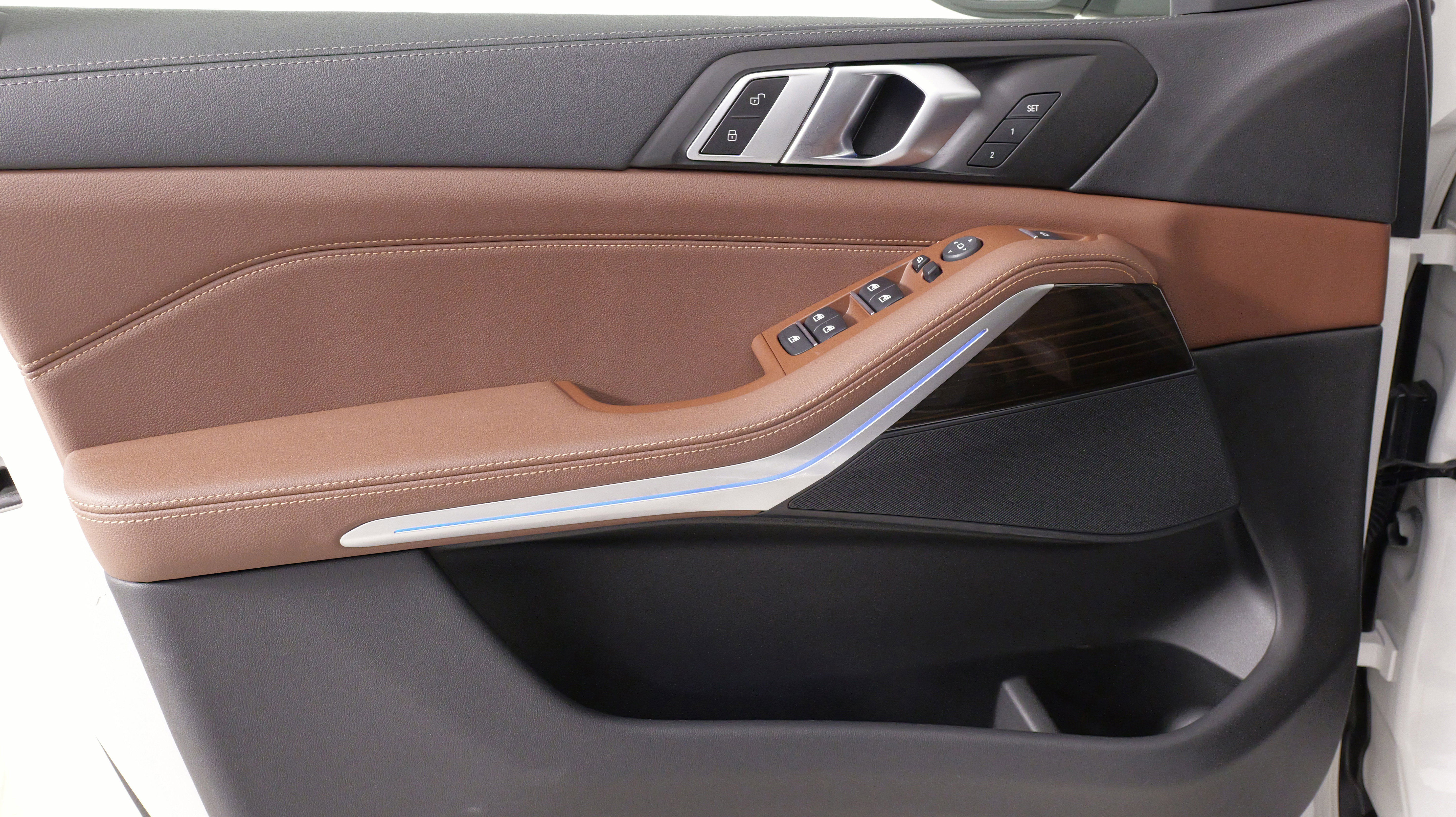 Used 2021 BMW X5 xDrive40i w/ Convenience Package image 26