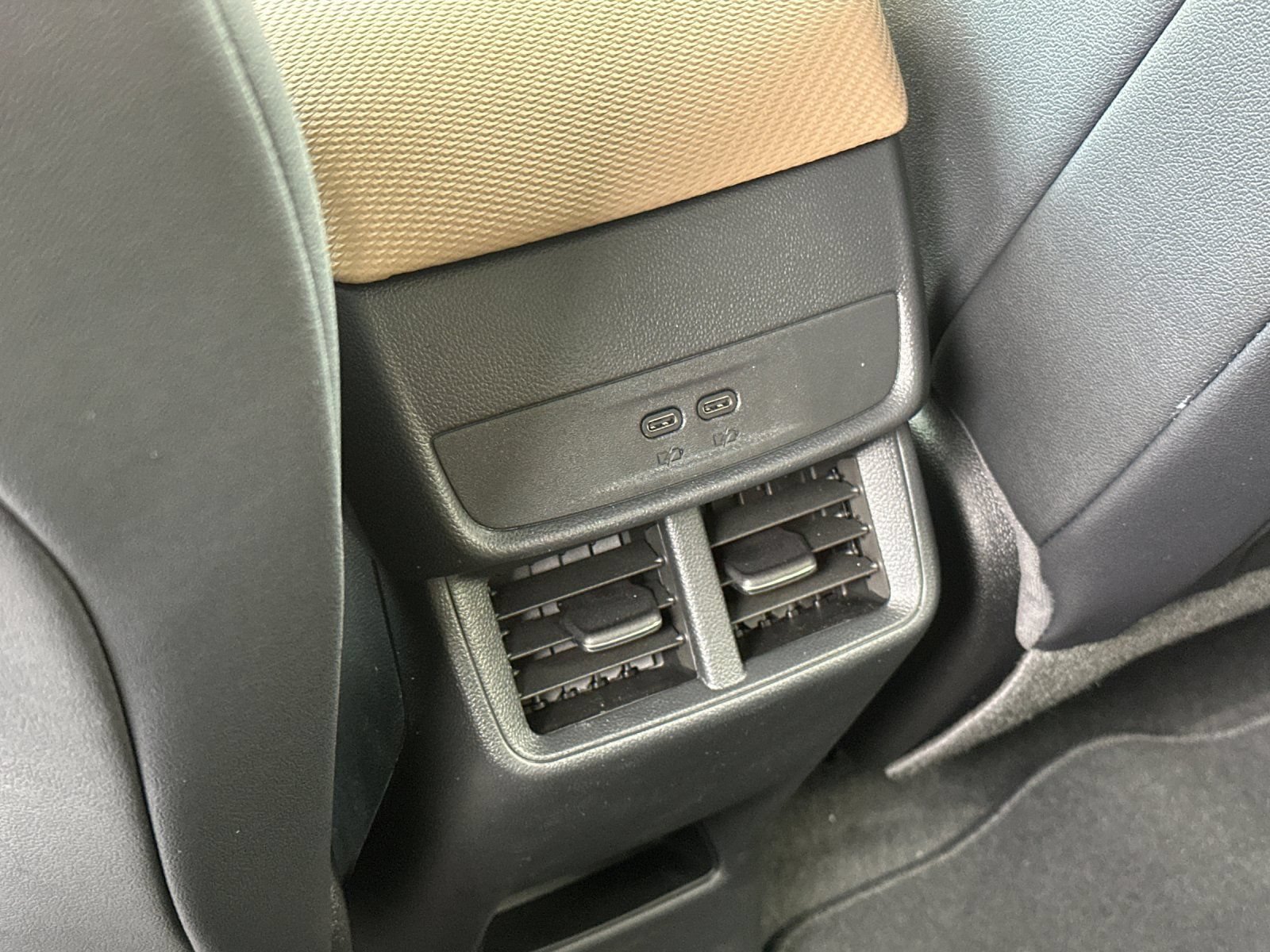 Used 2026 Chevrolet Equinox ACTIV AWD/4WD image 30