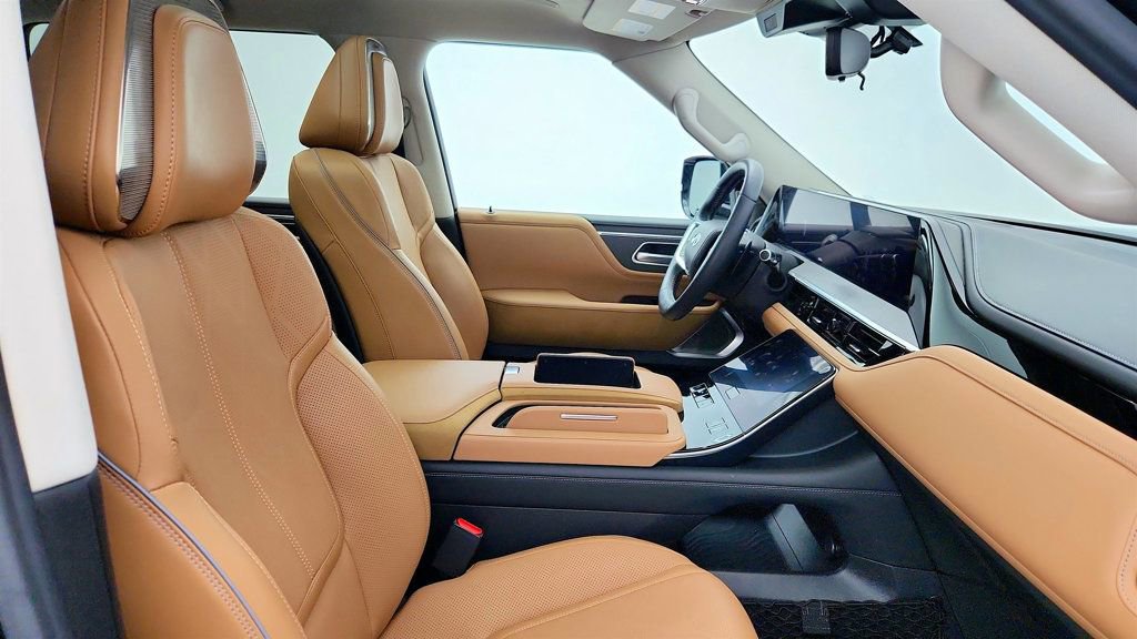 Used 2025 INFINITI QX80 Sensory w/ Exterior Package image 26