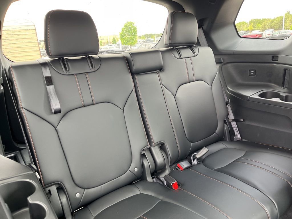 Certified 2025 Honda Pilot TrailSport image 30