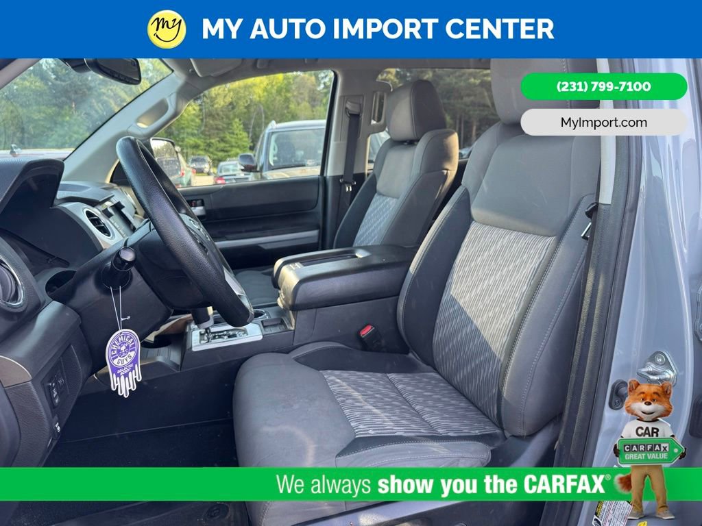 Used 2020 Toyota Tundra SR5 w/ SR5 Convenience Package AWD/4WD image 6