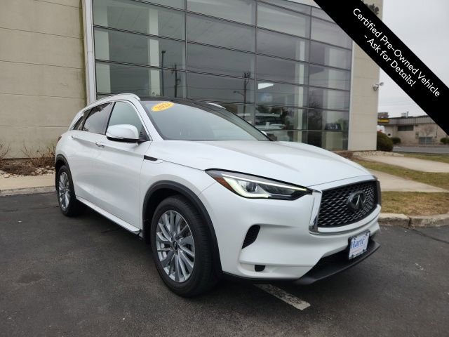 Certified 2023 INFINITI QX50 Luxe image 3