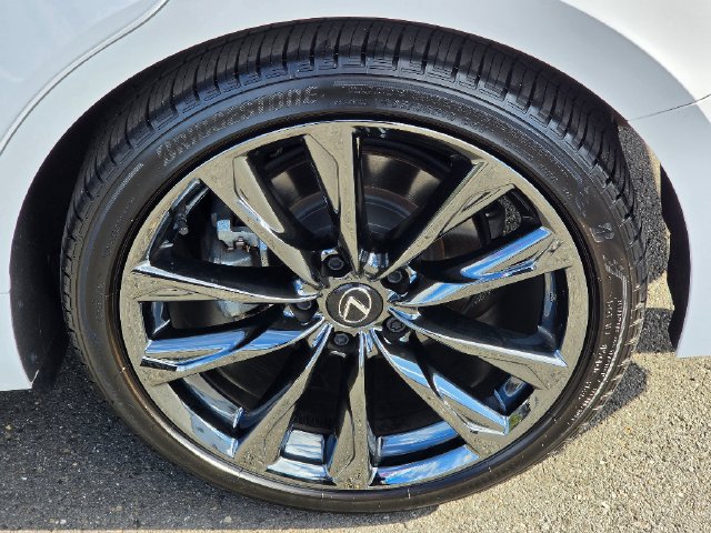 Used 2025 Lexus IS 350 F Sport w/ Accessory Package AWD/4WD image 15