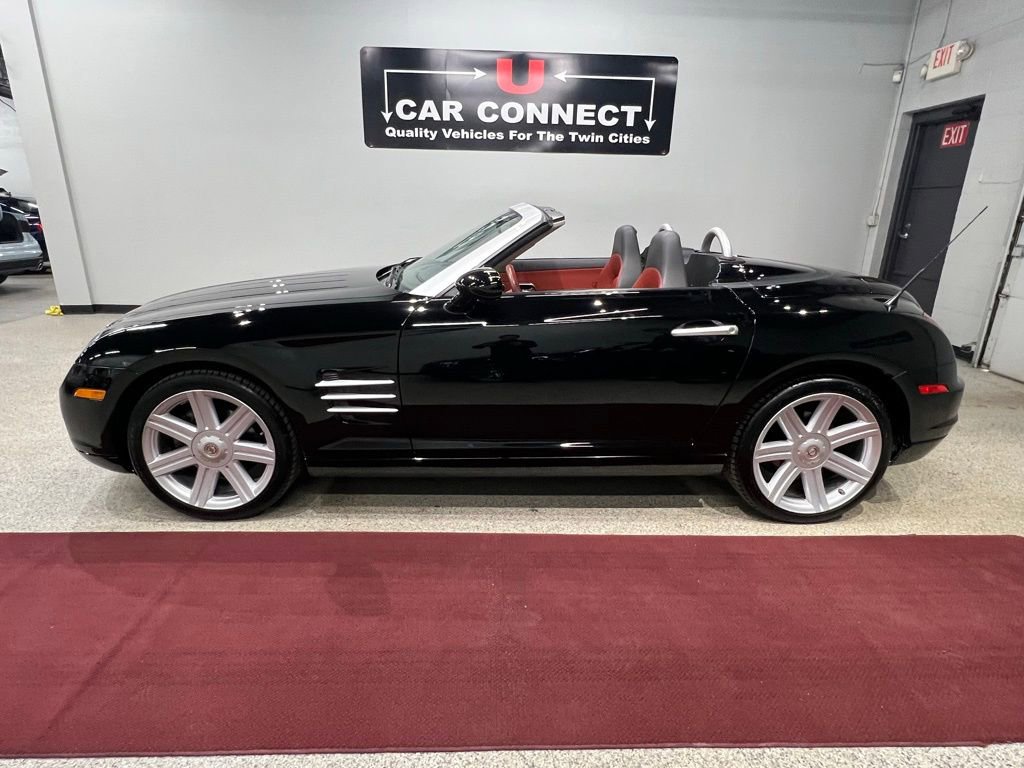 Used 2006 Chrysler Crossfire Limited image 22