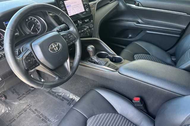 Used 2024 Toyota Camry SE FWD image 12