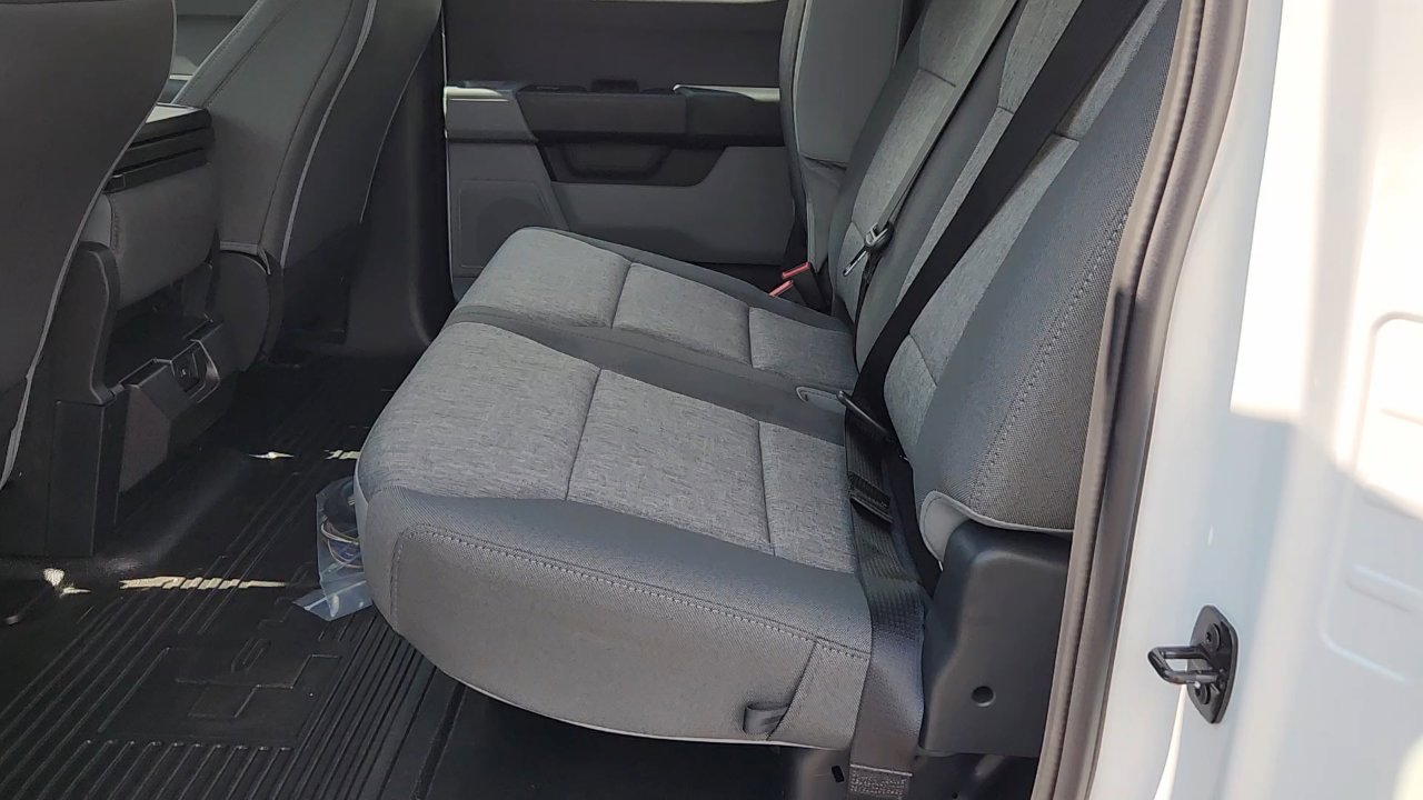 New 2025 Ford F550 4x4 Crew Cab image 24