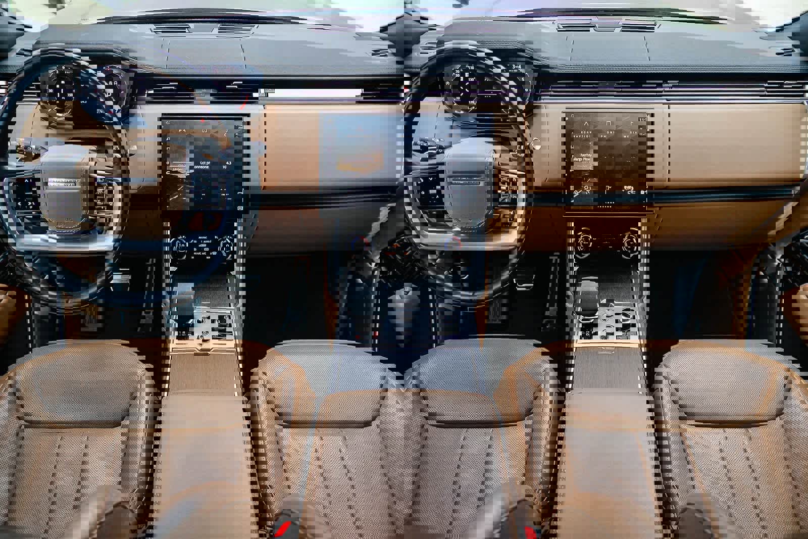 Used 2023 Land Rover Range Rover SE image 12