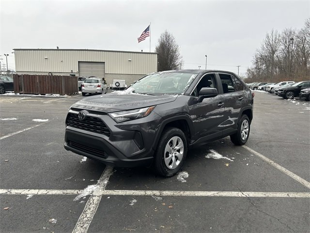 Used 2024 Toyota RAV4 LE image 2