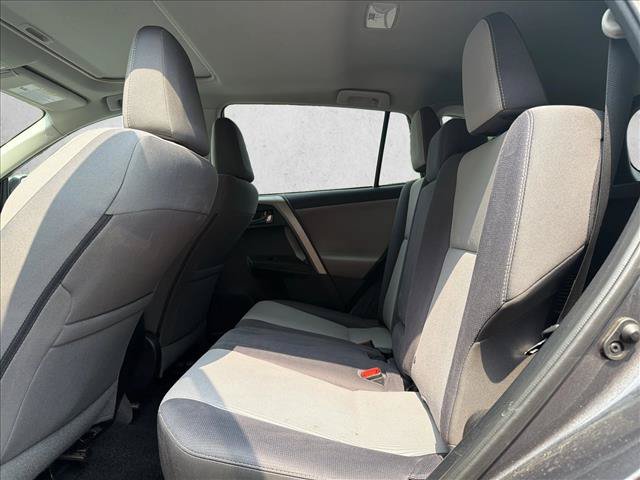 Used 2014 Toyota RAV4 XLE AWD/4WD image 22