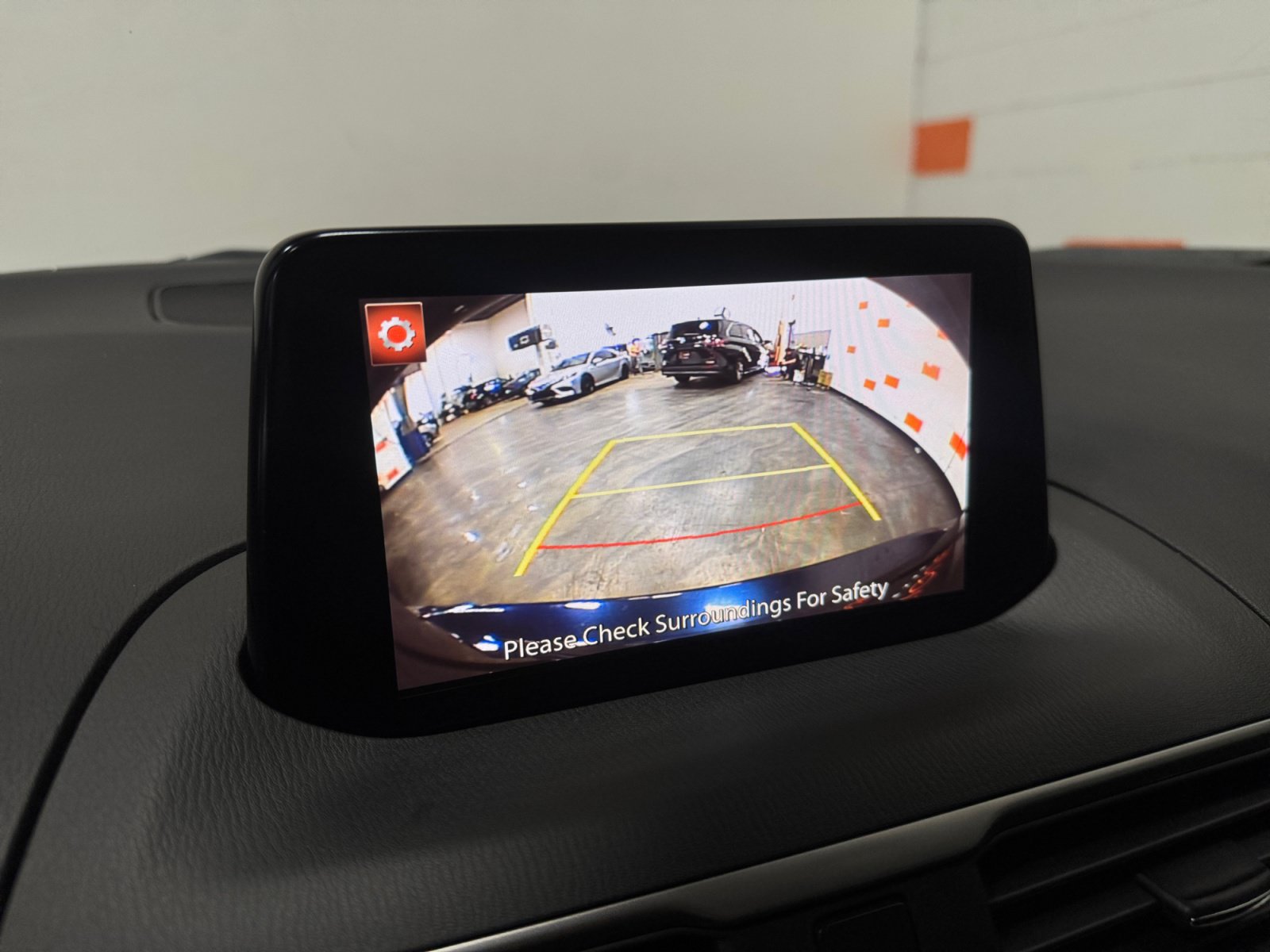 Used 2018 MAZDA MAZDA3 Touring FWD image 14