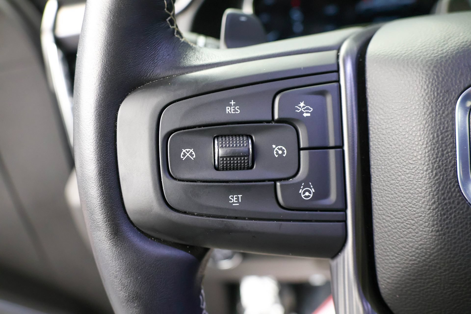 Used 2025 GMC Sierra 1500 Denali Ultimate AWD/4WD image 16