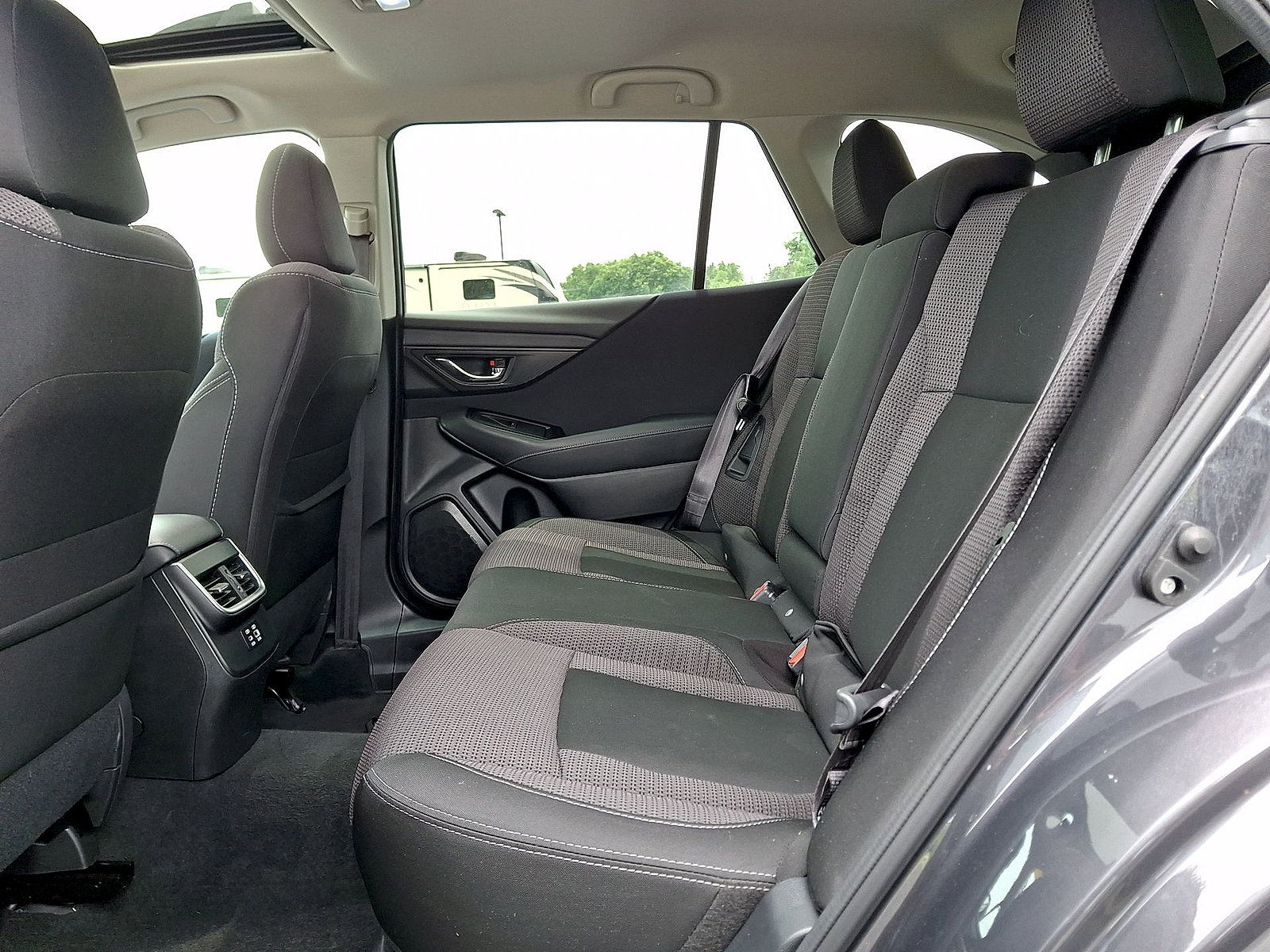 Used 2023 Subaru Outback Premium AWD/4WD image 20