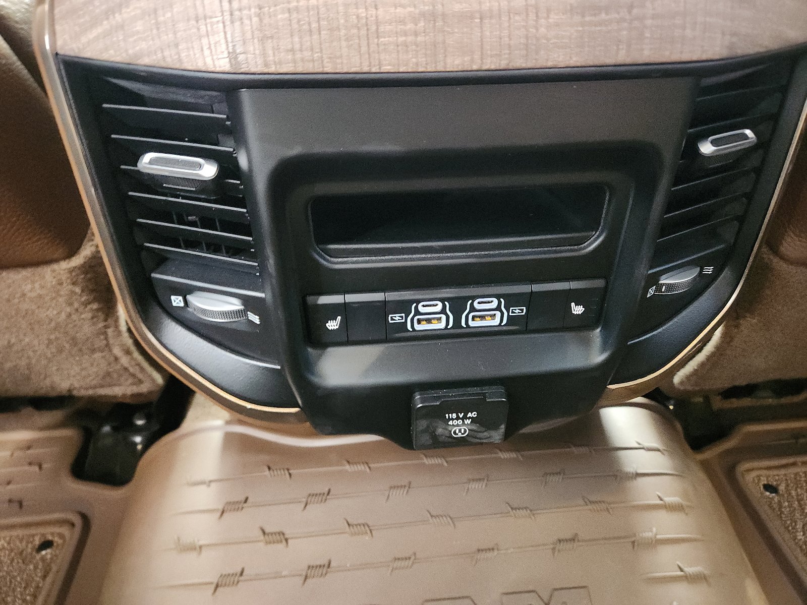 Used 2022 RAM 3500 Limited image 10