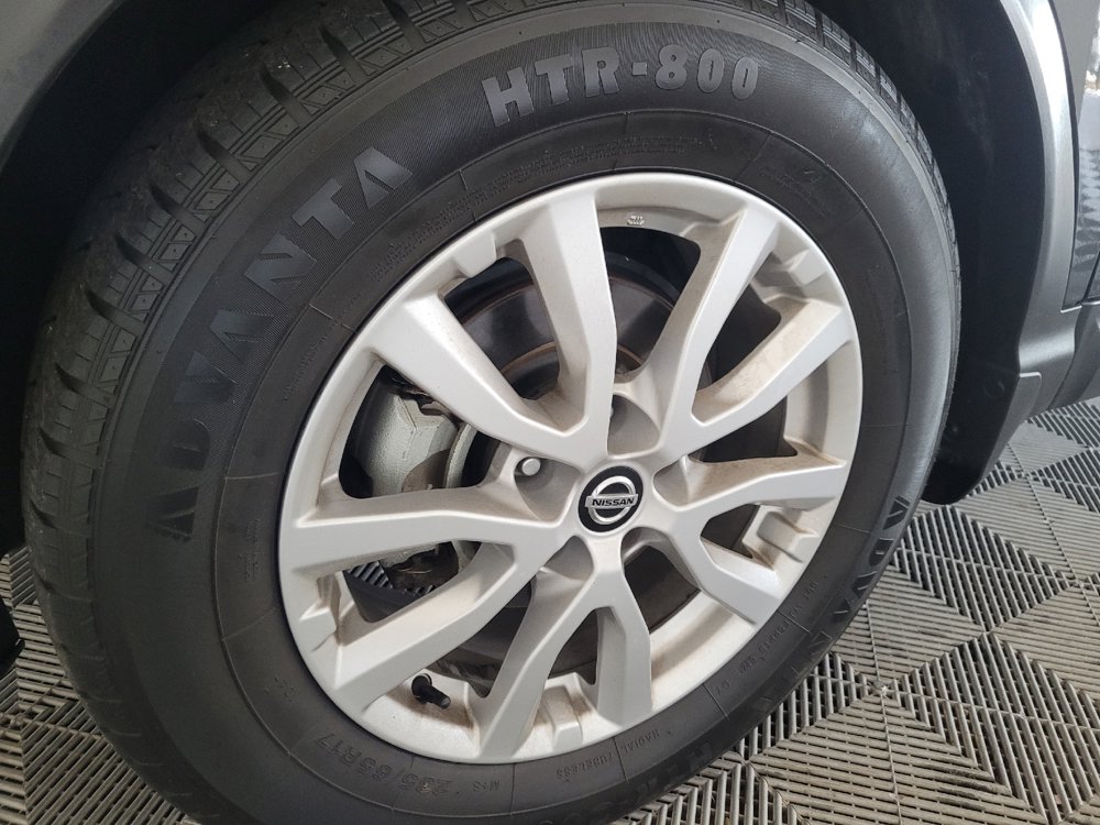 Used 2022 Nissan Rogue Sport SV AWD/4WD image 31