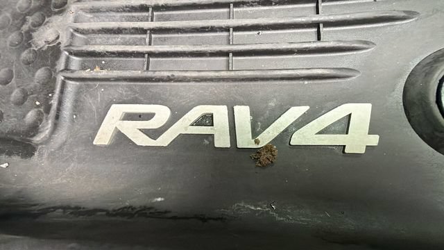 Used 2023 Toyota RAV4 SE w/ Weather & Moonroof Package AWD/4WD image 28