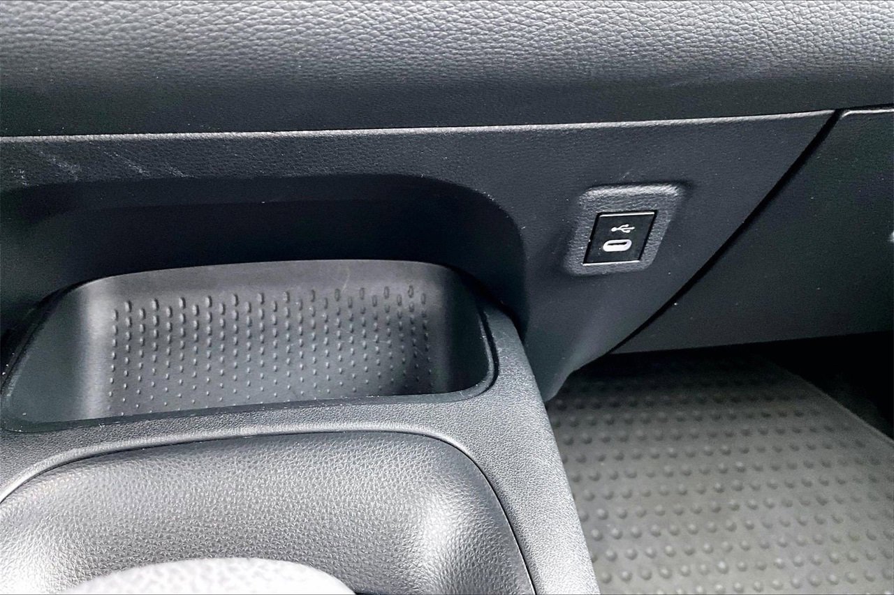 Used 2024 Toyota Corolla LE image 16