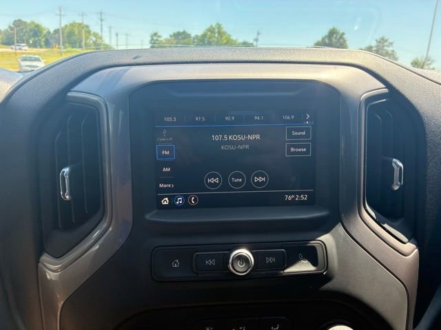 Used 2019 Chevrolet Silverado 1500 Custom w/ Custom Convenience Package RWD image 18