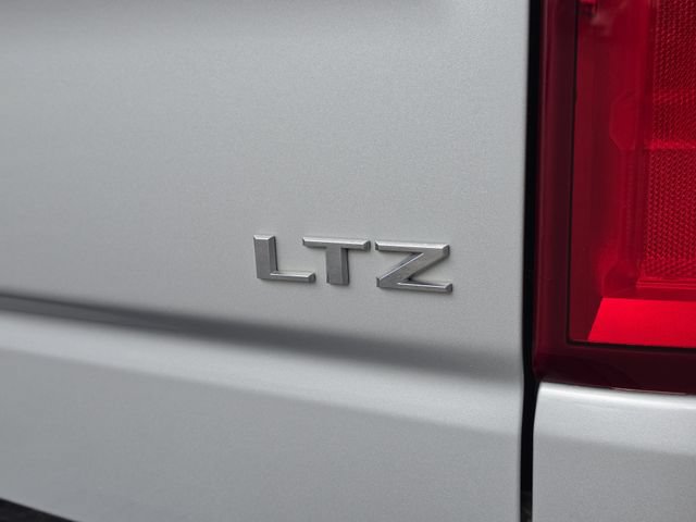 Used 2022 Chevrolet Silverado 1500 LTZ AWD/4WD image 13