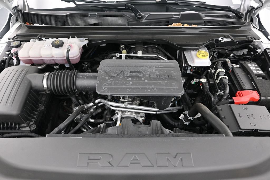 Used 2025 RAM 1500 Big Horn RWD image 15