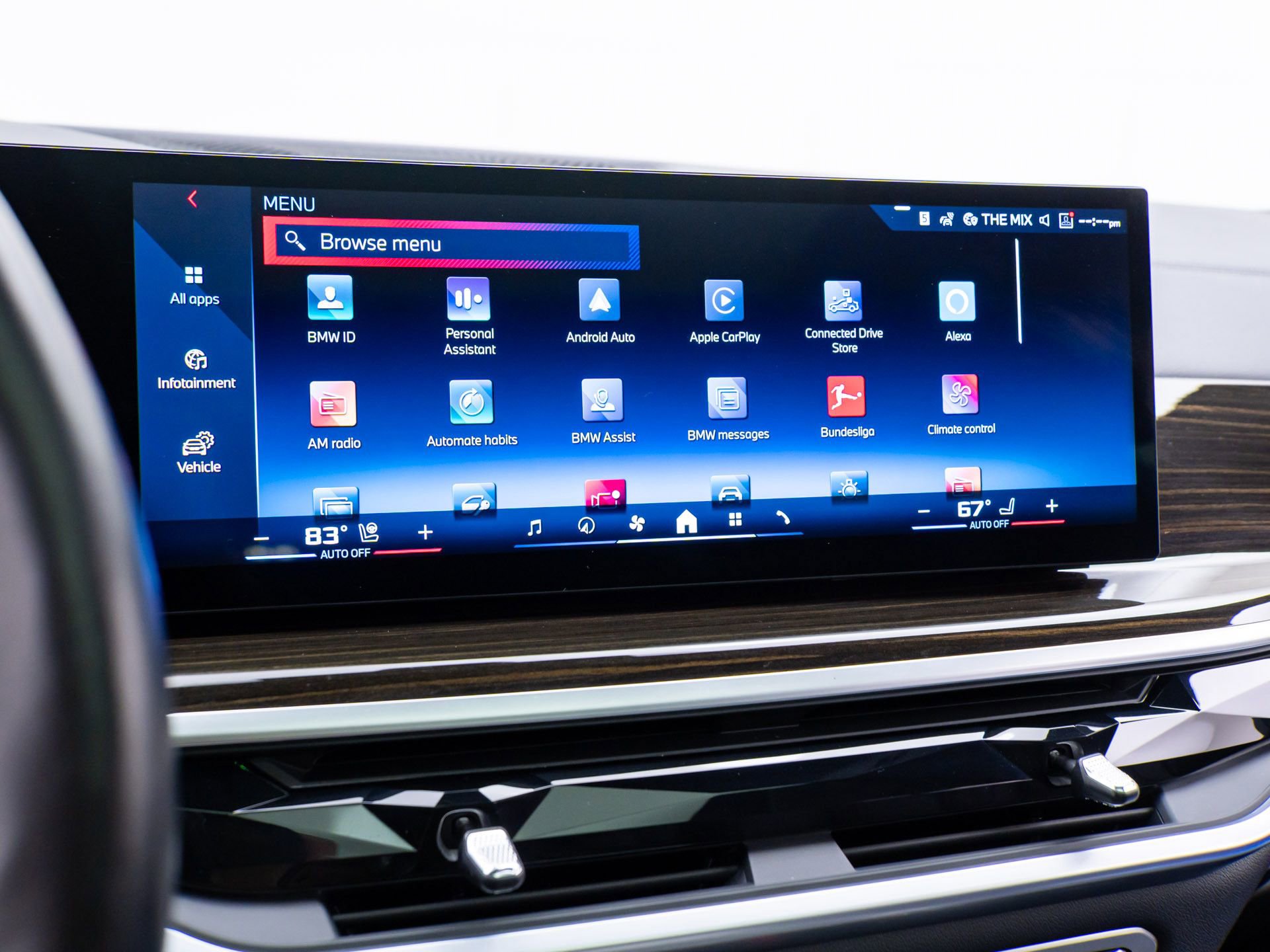 Used 2024 BMW X7 M60i w/ Executive Package image 23