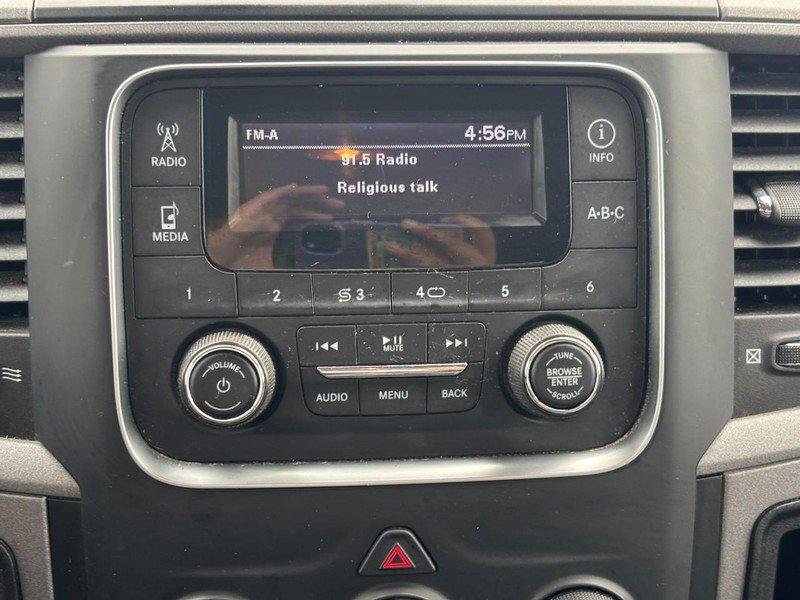 Used 2018 RAM 2500 Tradesman w/ Chrome Appearance Group AWD/4WD image 21