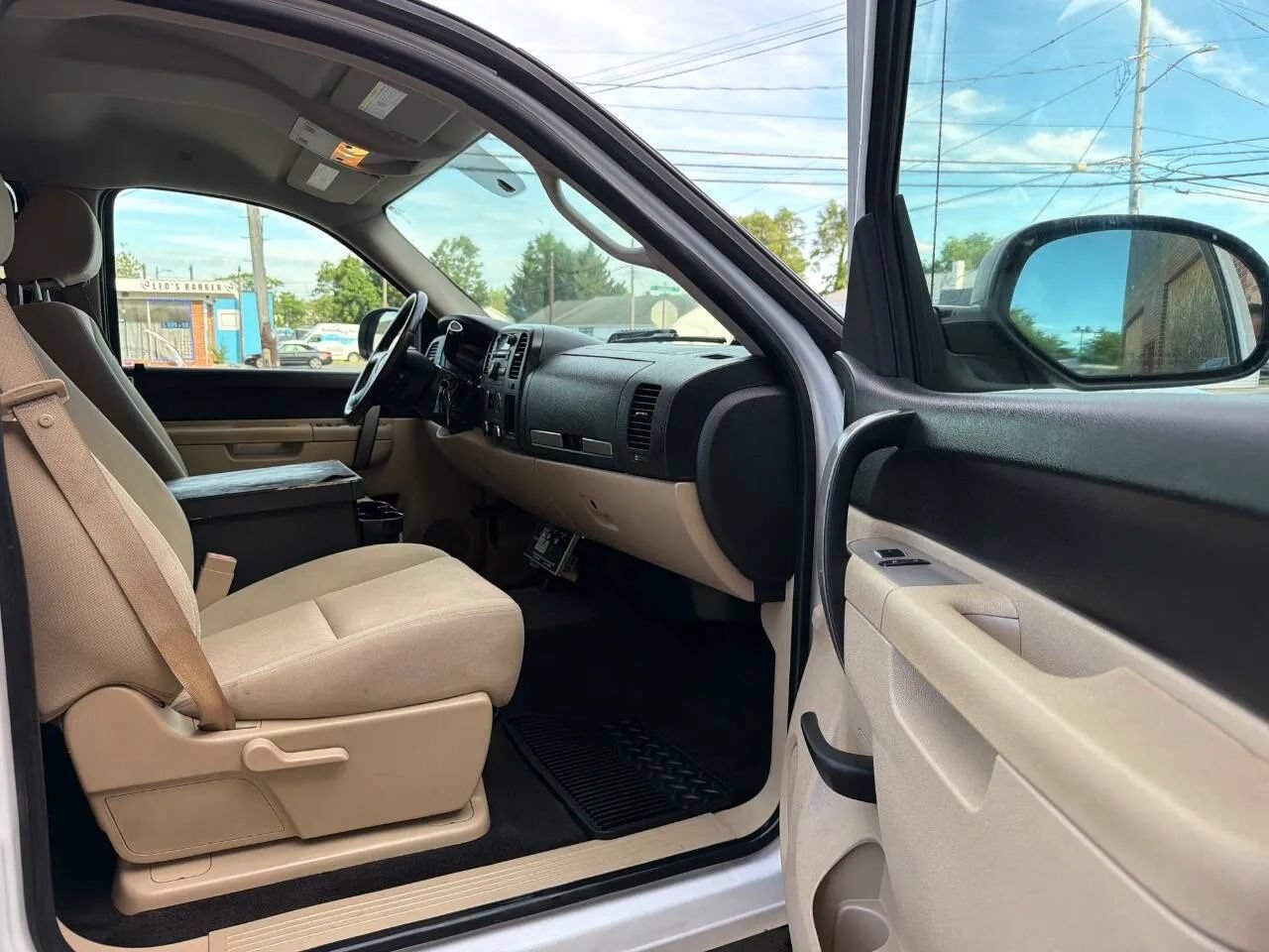 Used 2010 Chevrolet Silverado 1500 2WD Crew Cab Hybrid image 26