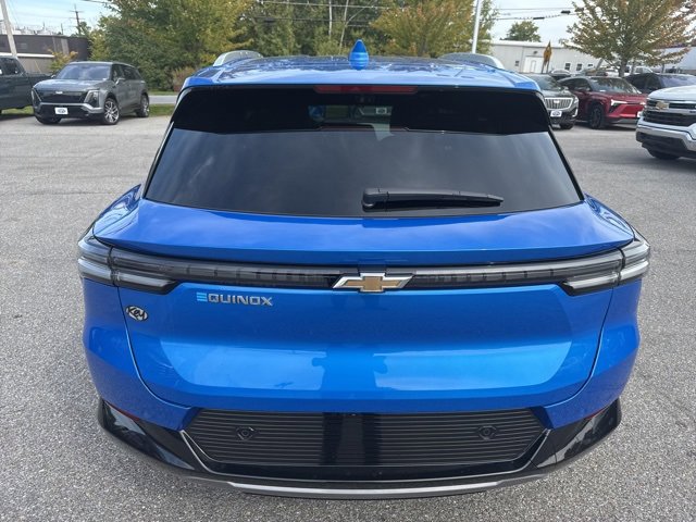 New 2025 Chevrolet Equinox EV LT w/ Convenience Package II image 5