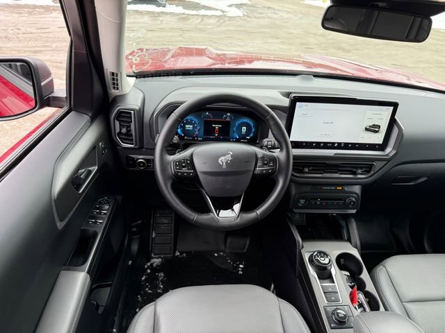 Used 2025 Ford Bronco Sport Badlands image 6