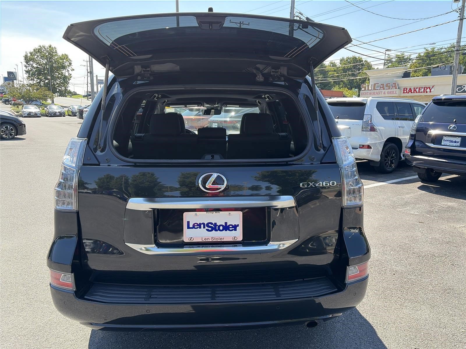 Used 2023 Lexus GX 460 Premium w/ Premium Package AWD/4WD image 13