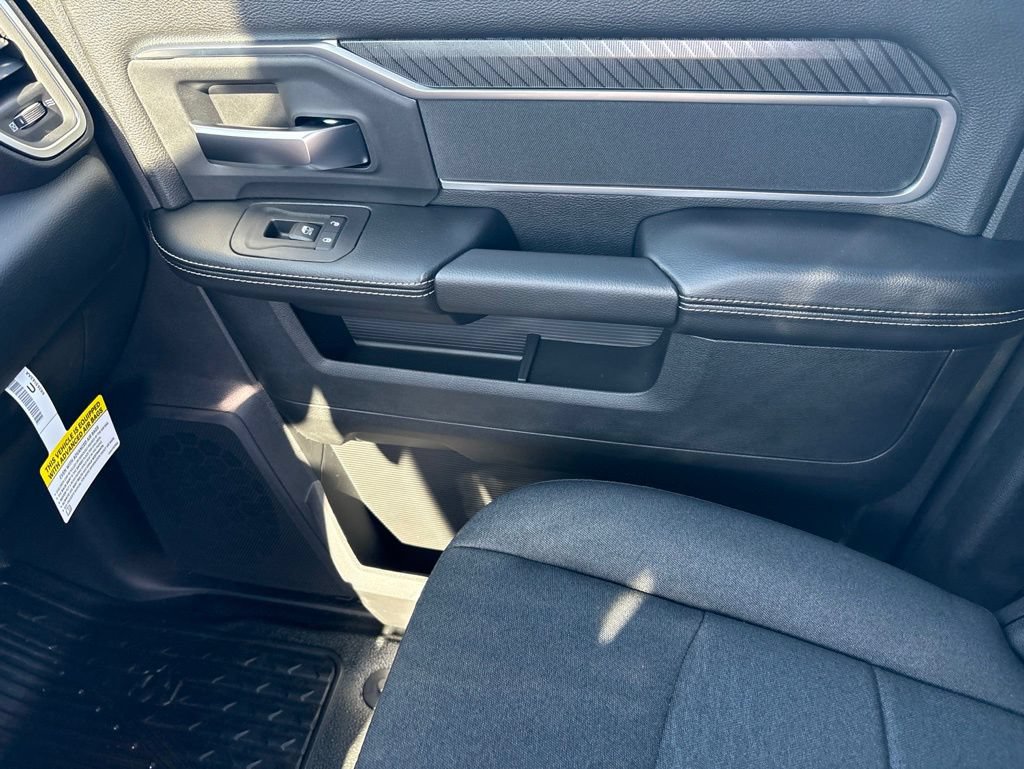 New 2026 RAM 5500 4x4 Crew Cab image 22