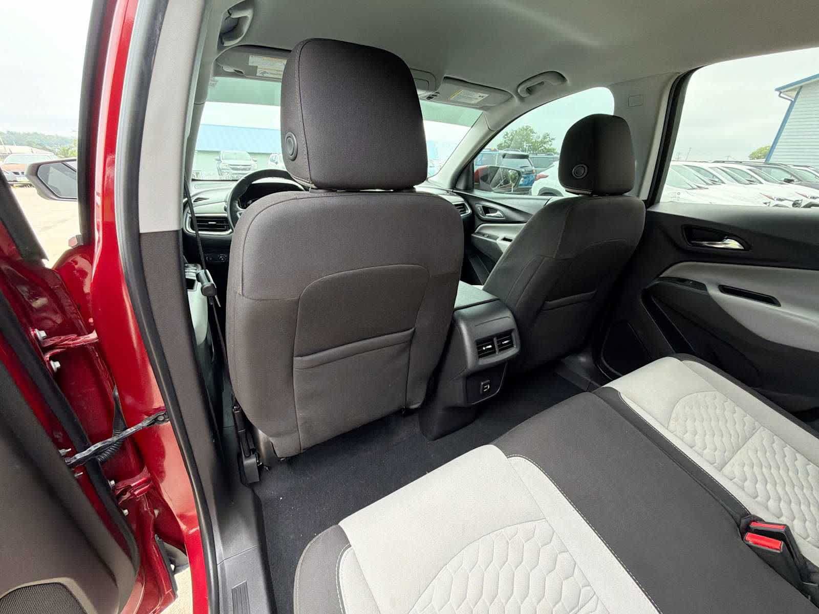 Used 2020 Chevrolet Equinox LT AWD/4WD image 15