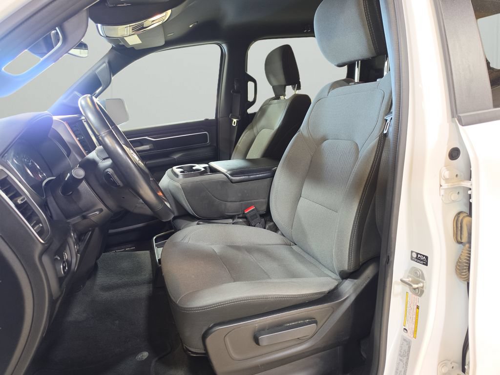 Used 2024 RAM 1500 Big Horn AWD/4WD image 11