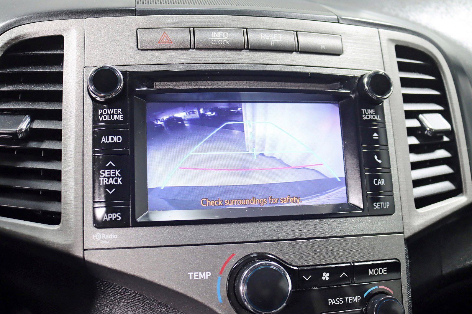 Used 2013 Toyota Venza XLE image 17