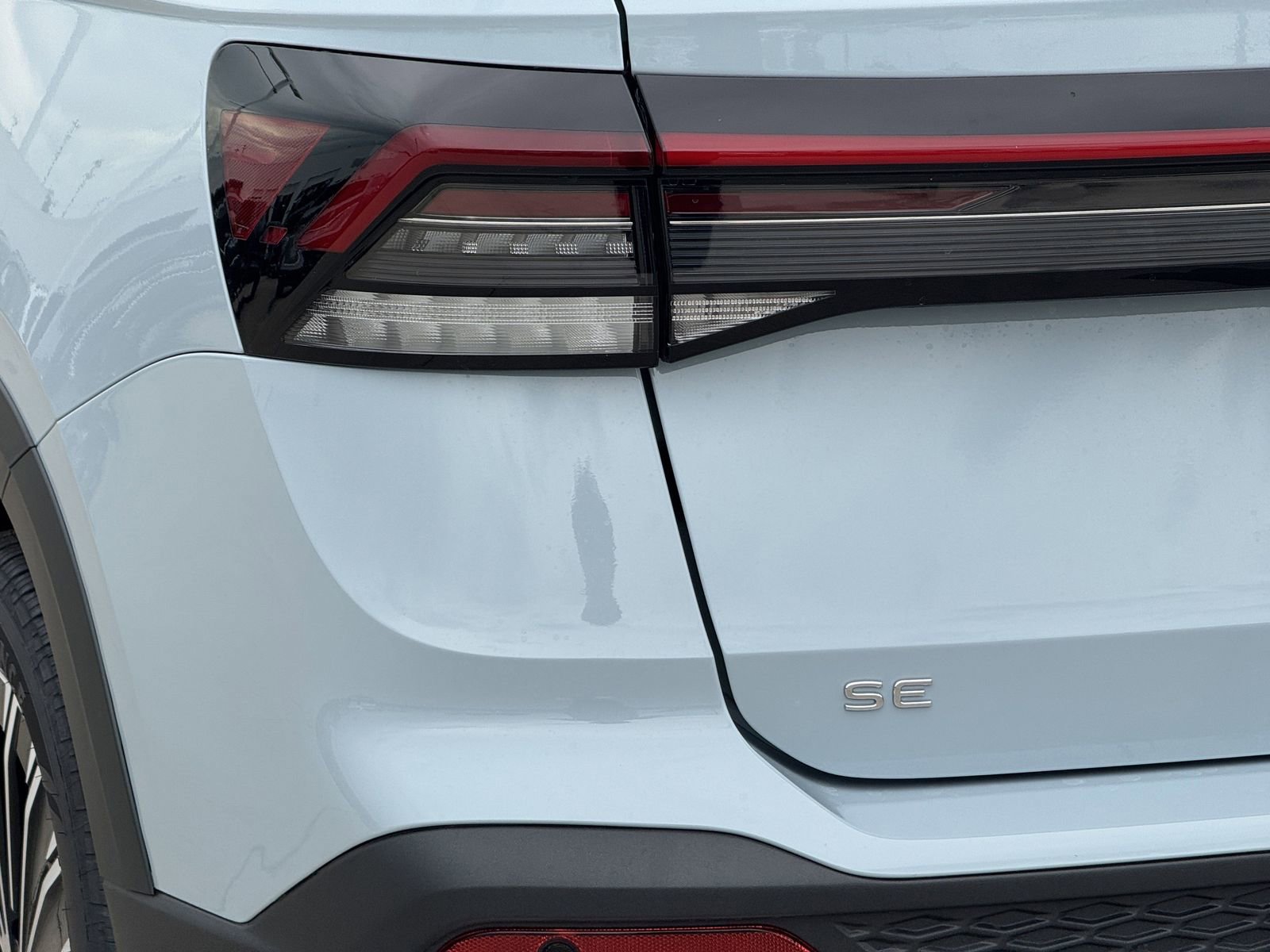 New 2026 Volkswagen Taos SE FWD image 12