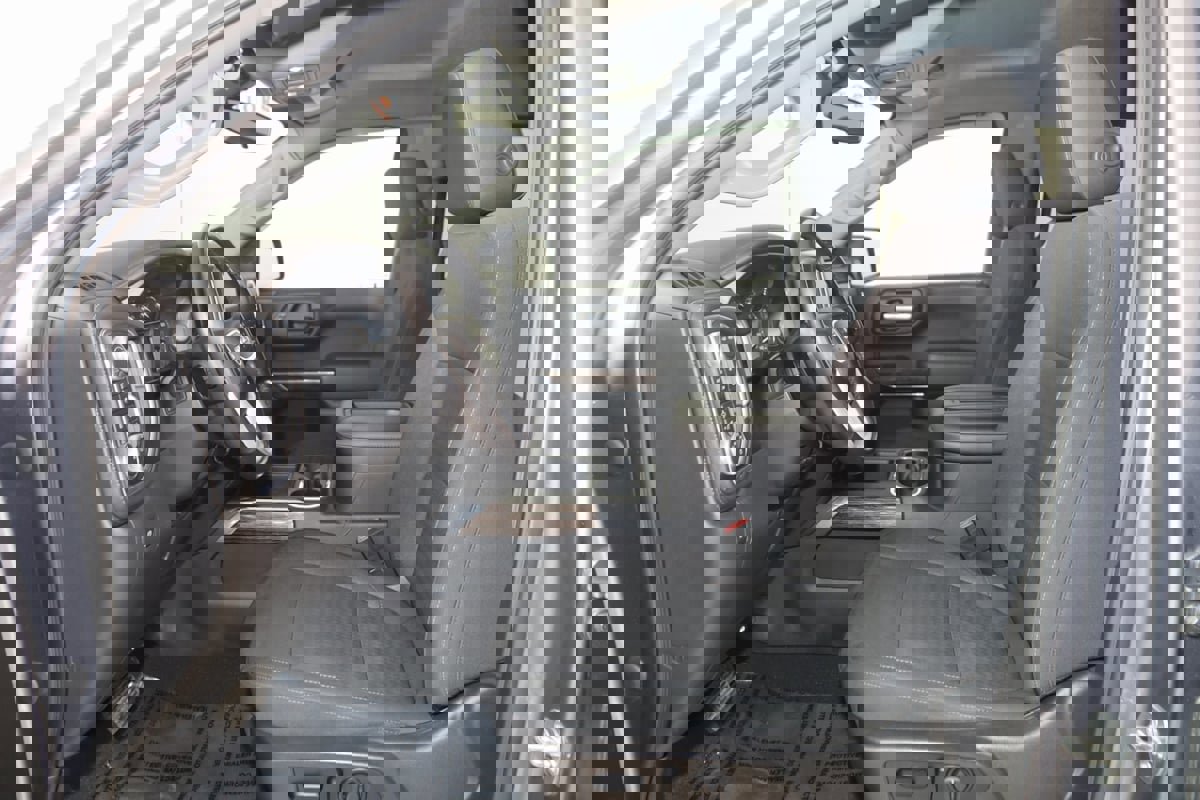 Used 2020 GMC Sierra 1500 Elevation w/ Elevation Value Package image 10