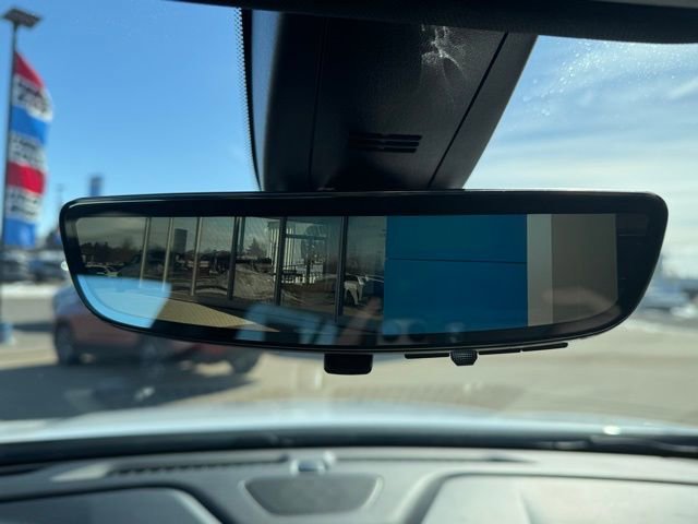 Used 2023 Chevrolet Traverse RS w/ LPO, Floor Liner Package image 28