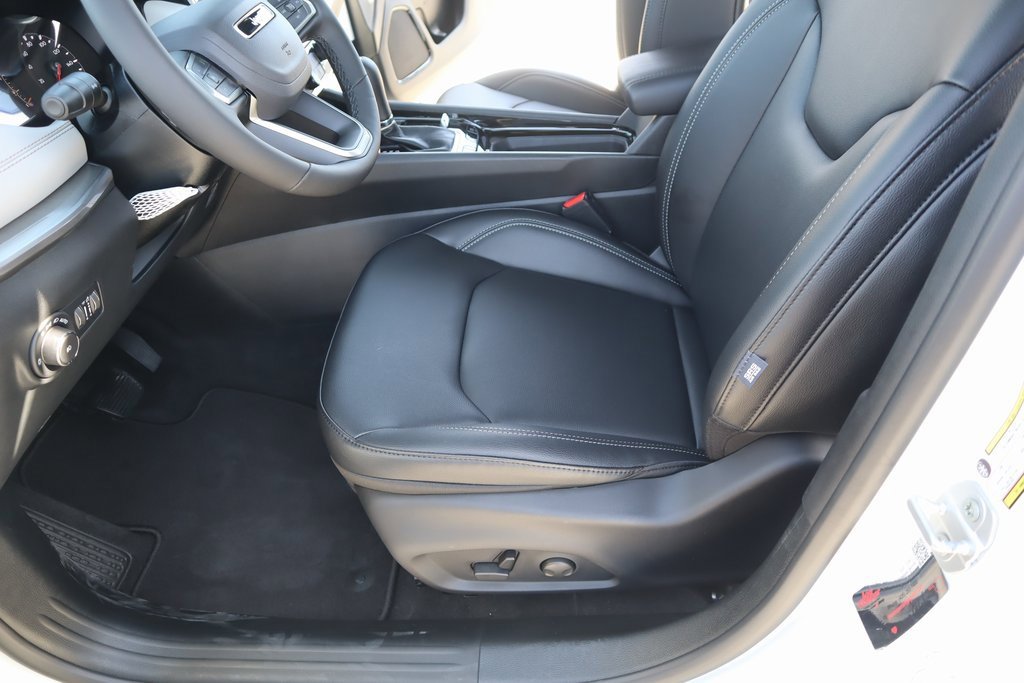 New 2026 Jeep Compass Limited image 11