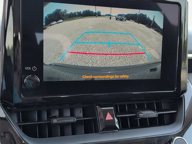 Used 2024 Toyota Corolla LE FWD image 27