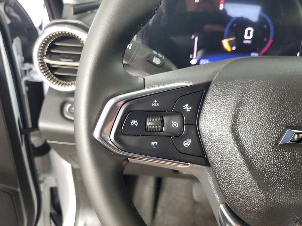 Used 2026 Chevrolet Trax ACTIV FWD image 25