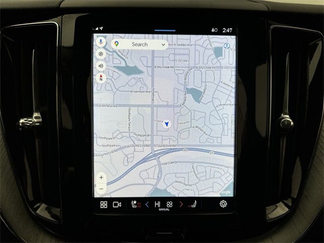 Certified 2025 Volvo XC60 B5 Plus image 18