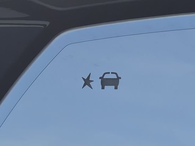 New 2026 Chevrolet Suburban High Country AWD/4WD image 13