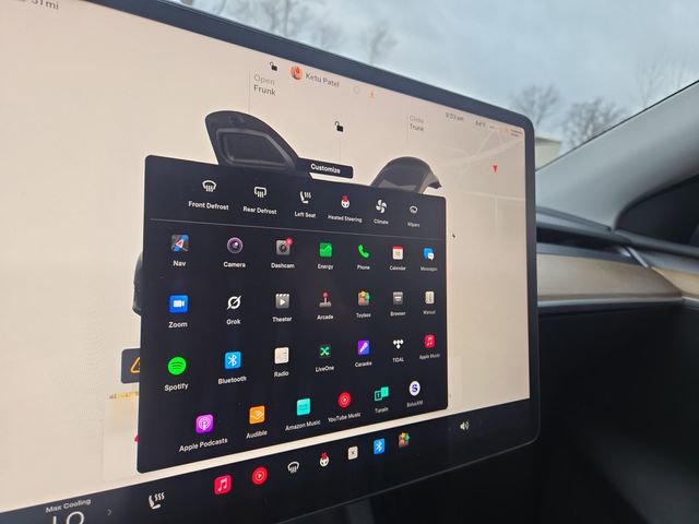 Used 2022 Tesla Model Y Performance image 14