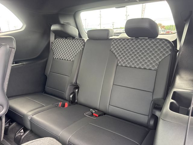 New 2026 GMC Acadia Denali w/ Super Cruise Package FWD image 12