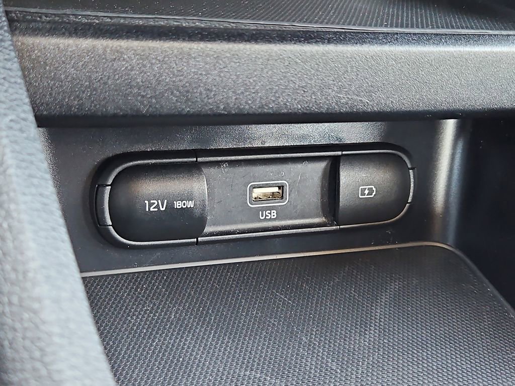 Used 2024 Kia Forte LXS image 23