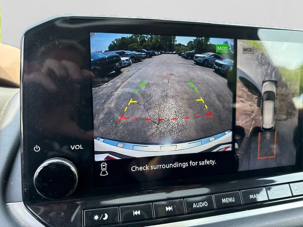 Used 2022 Nissan Rogue SL w/ SL Premium Package image 32