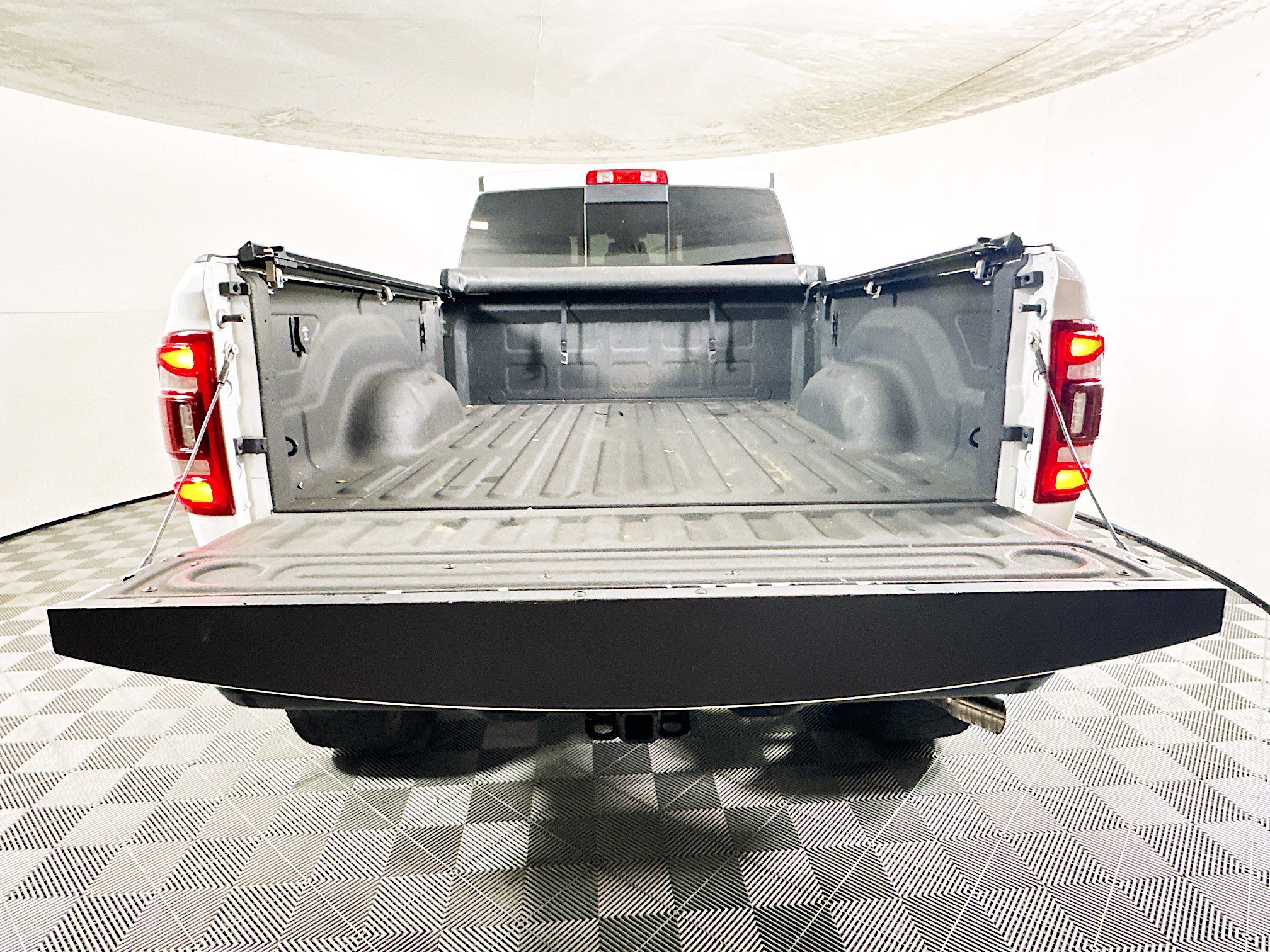 Used 2022 RAM 2500 Laramie image 31