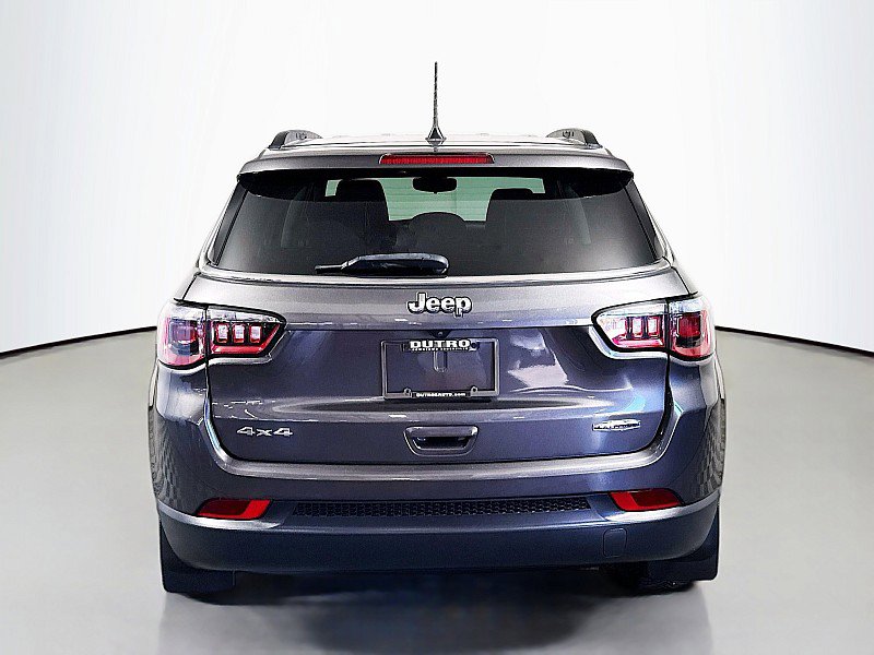 Used 2022 Jeep Compass Latitude image 6