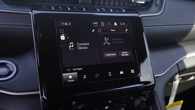 New 2026 Jeep Grand Cherokee Laredo X RWD image 23