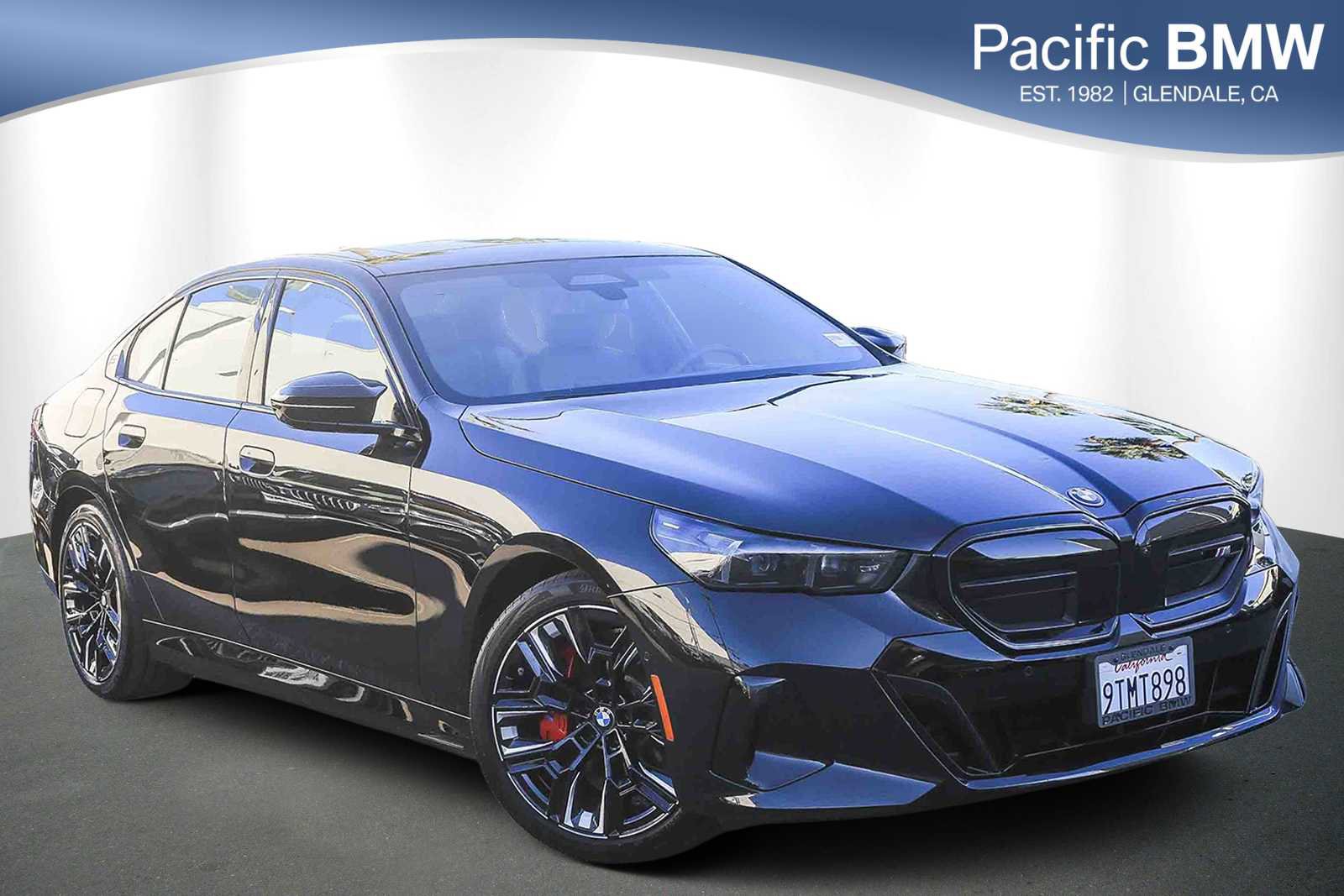 Used 2025 BMW i5 M60 w/ Premium Package image 1